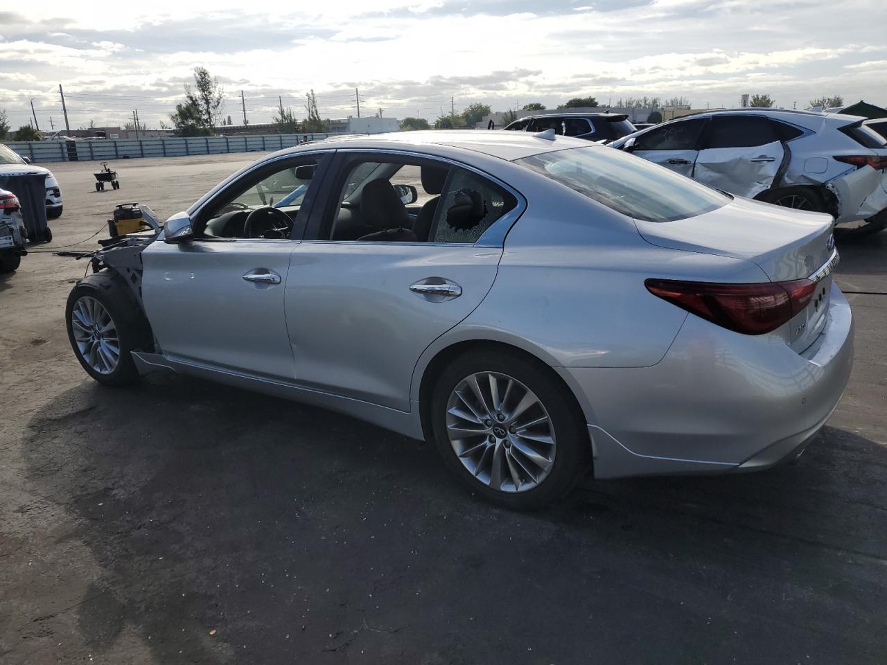 2020 Infiniti Q50 Pure - Фото 2