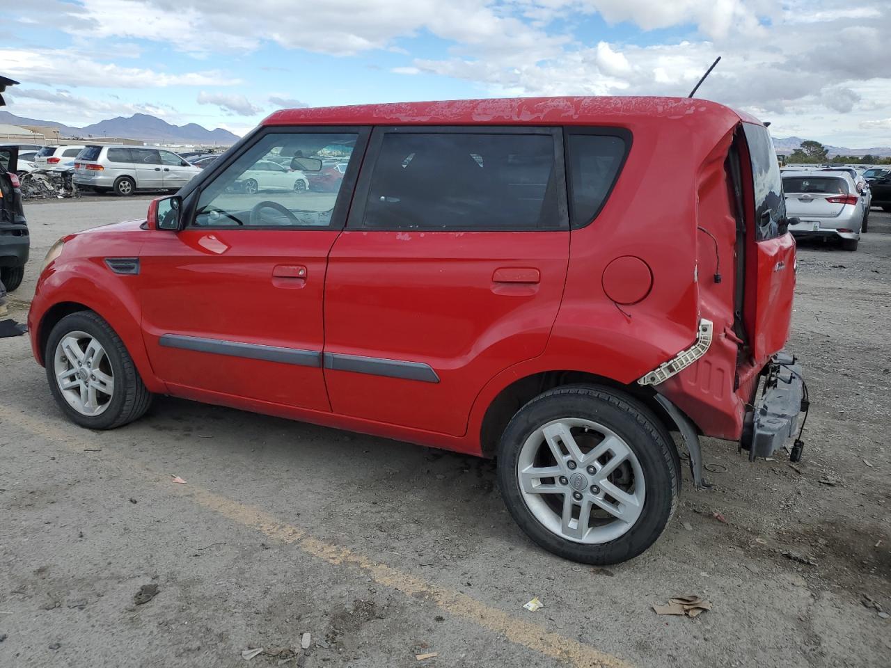 2010 Kia Soul + - Image 2