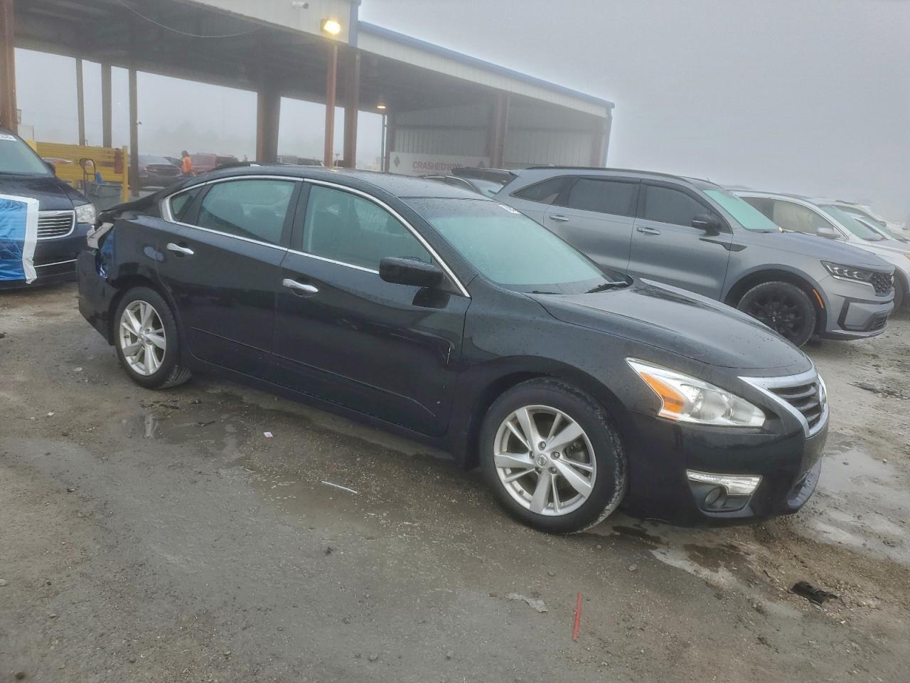 2015 Nissan Altima 2.5 - Image 4
