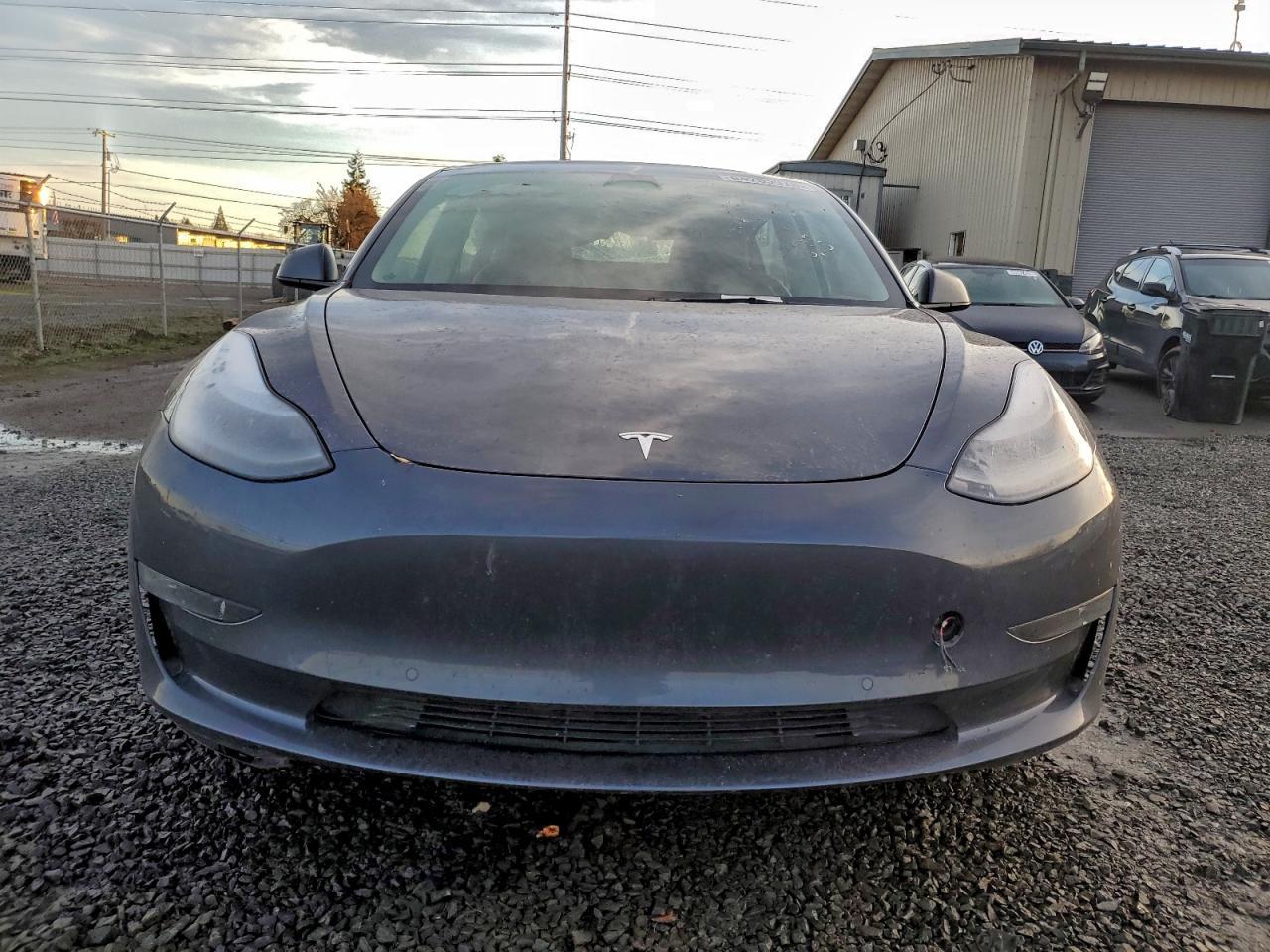 2022 Tesla Model 3 - Фото 5