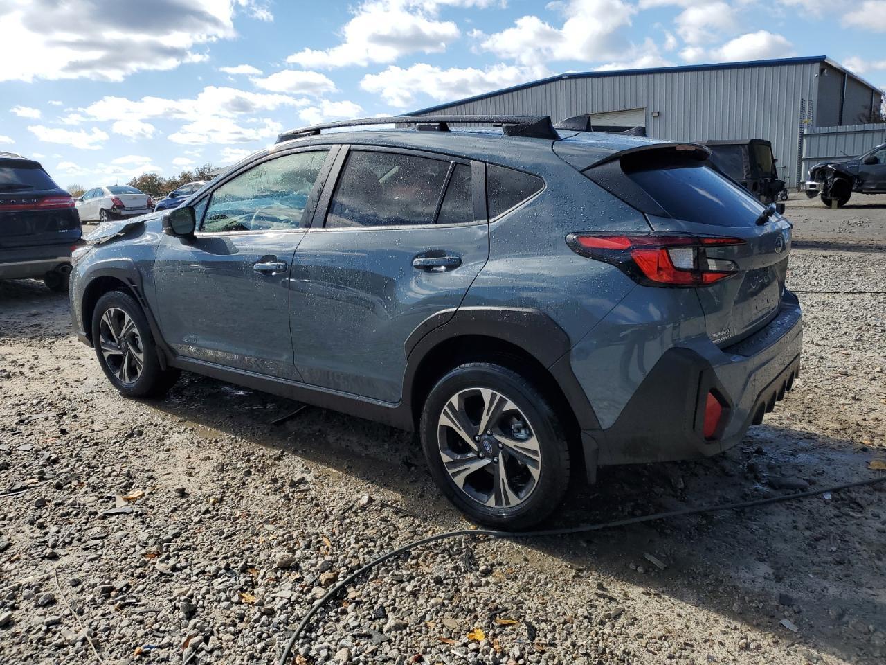 2025 Subaru Crosstrek Premium - Фото 2