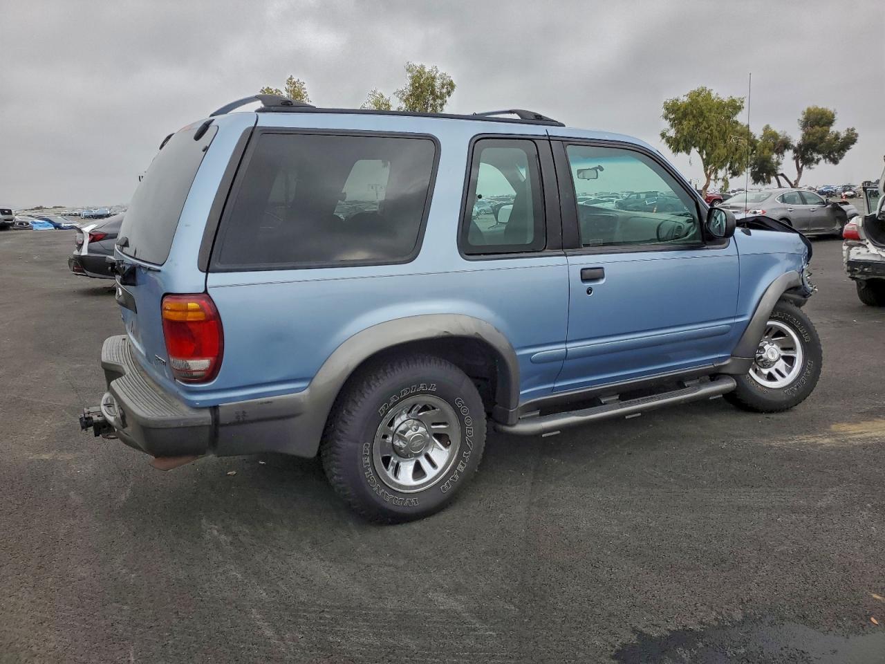 1998 Ford Explorer - Image 3
