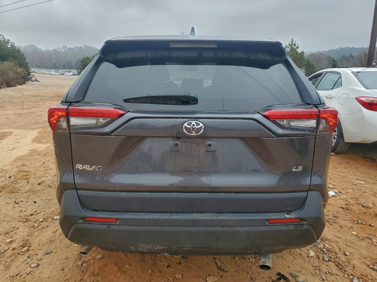 2024 Toyota Rav4 Le - Image 6