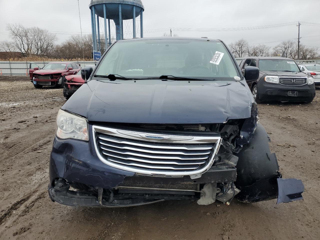 2014 Chrysler Town & Country Touring - Image 5