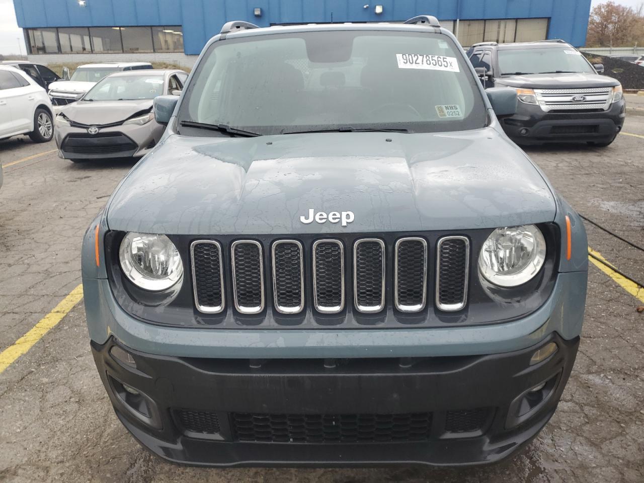2018 Jeep Renegade Latitude - Image 5