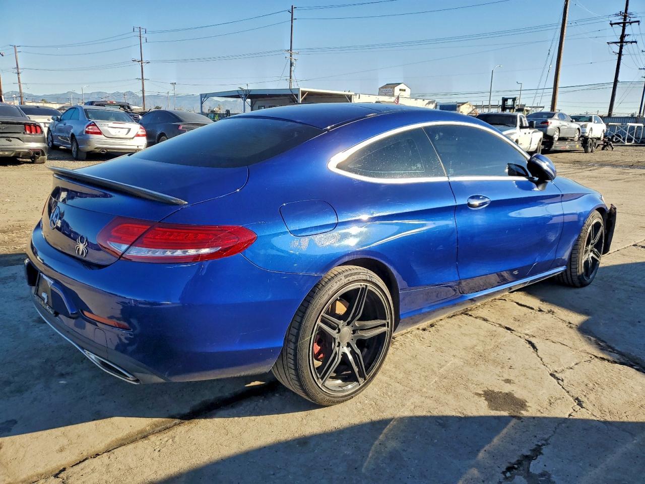 2017 Mercedes-Benz C 300 - Фото 3