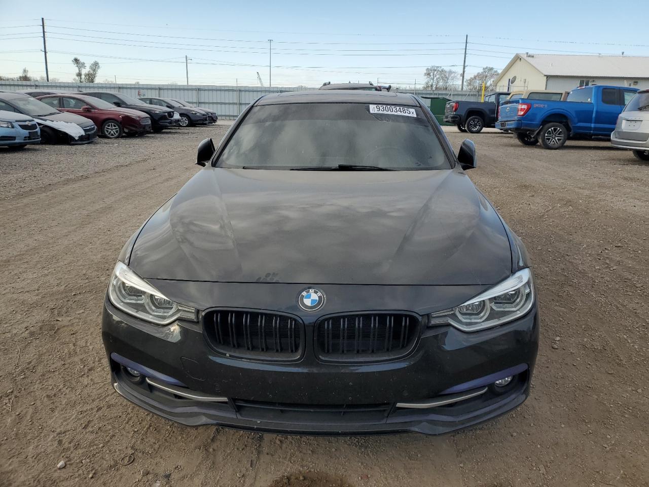 2017 BMW 330 Xi - Image 5