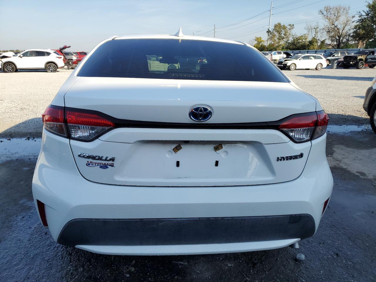 2020 Toyota Corolla Le - Image 6