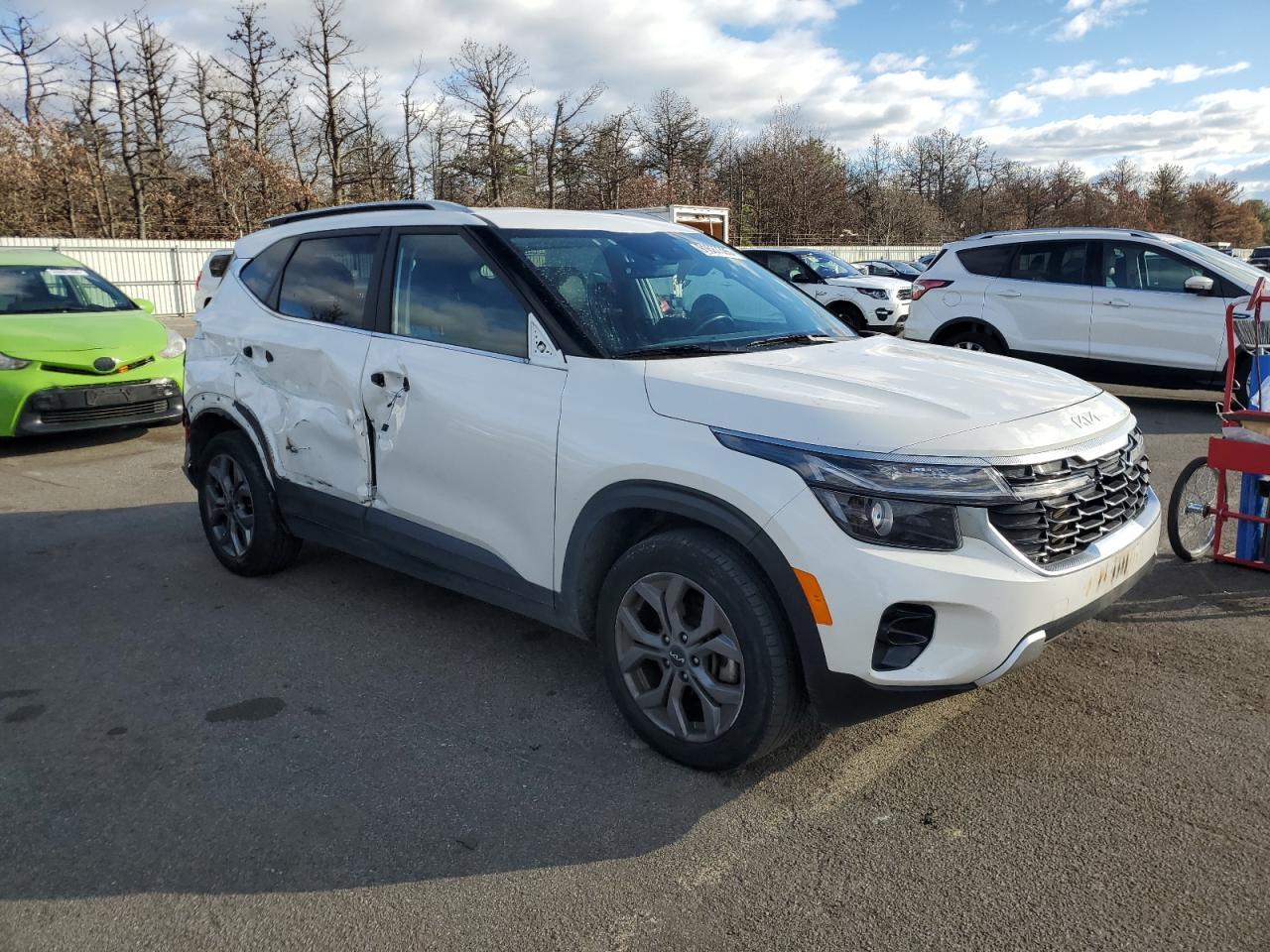 2024 Kia Seltos S - Фото 4