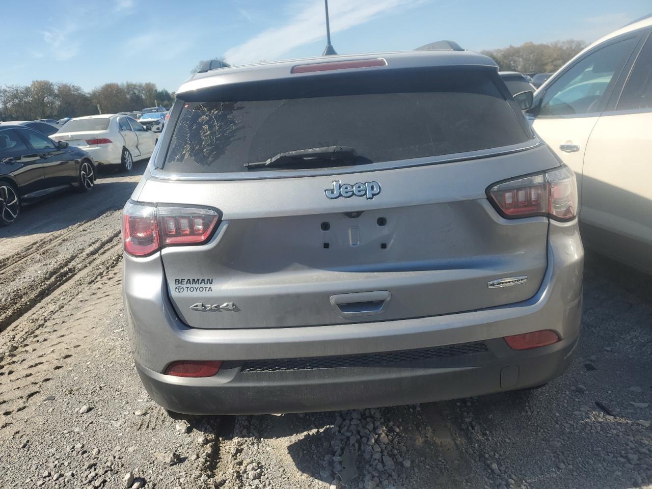 2019 Jeep Compass Latitude - Фото 6