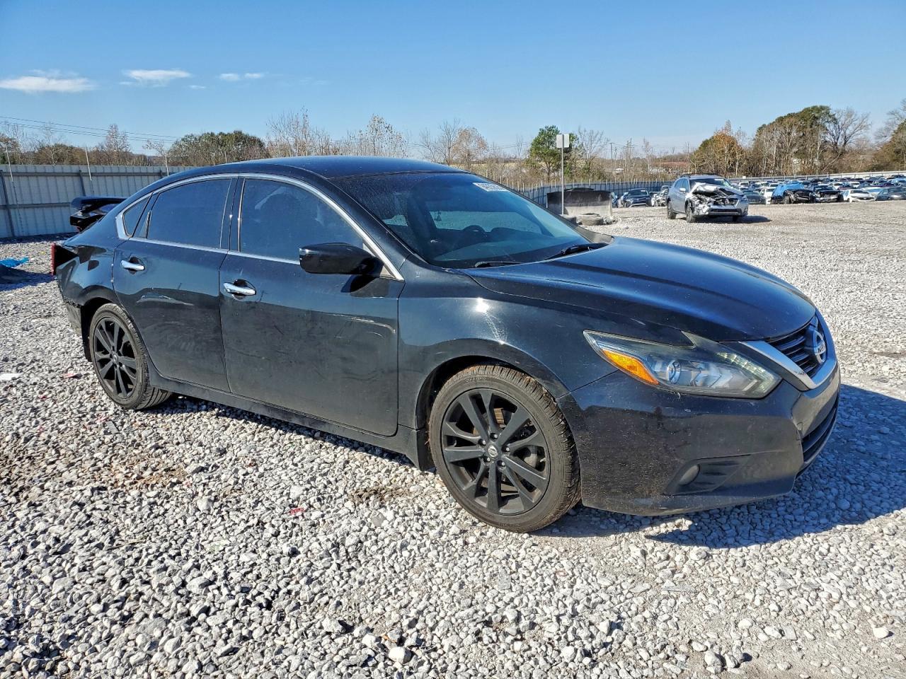 2017 Nissan Altima 2.5 - Фото 4