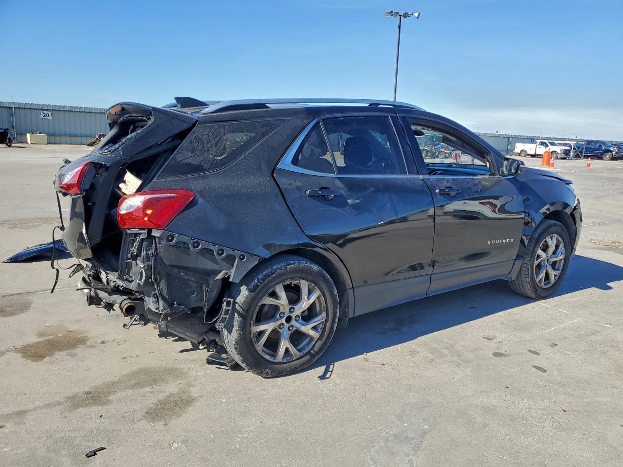2018 Chevrolet Equinox Lt - Image 3