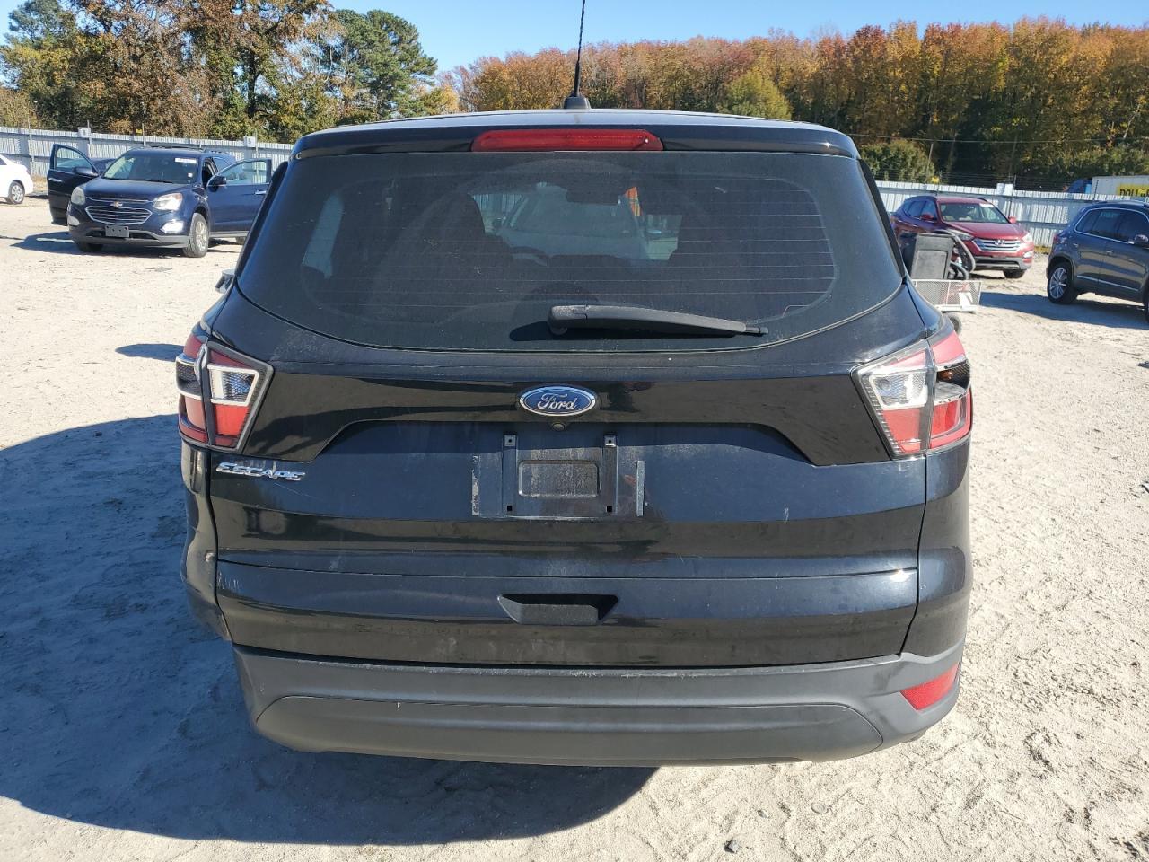 2017 Ford Escape S - Фото 6