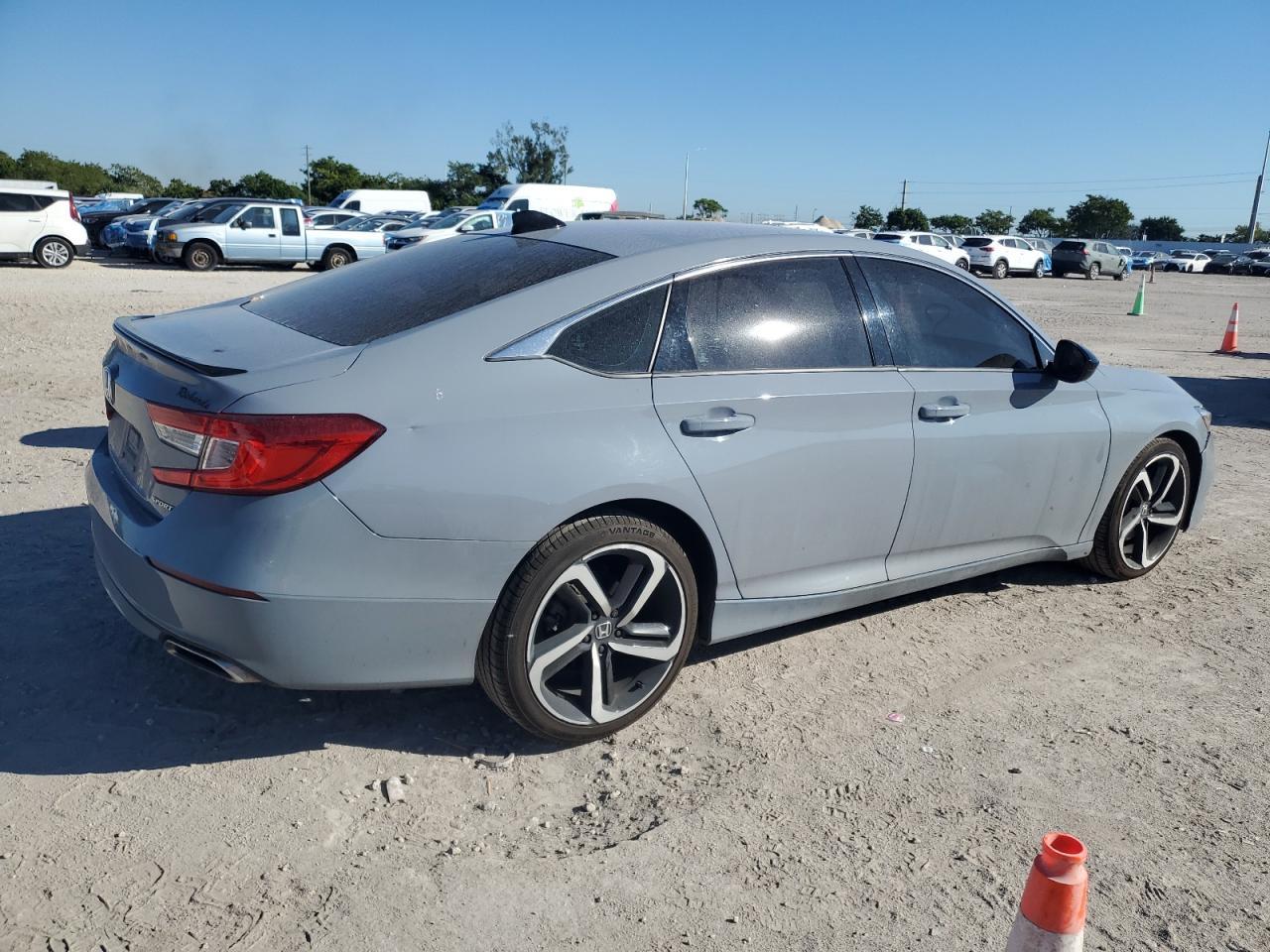 2021 Honda Accord Sport - Фото 3