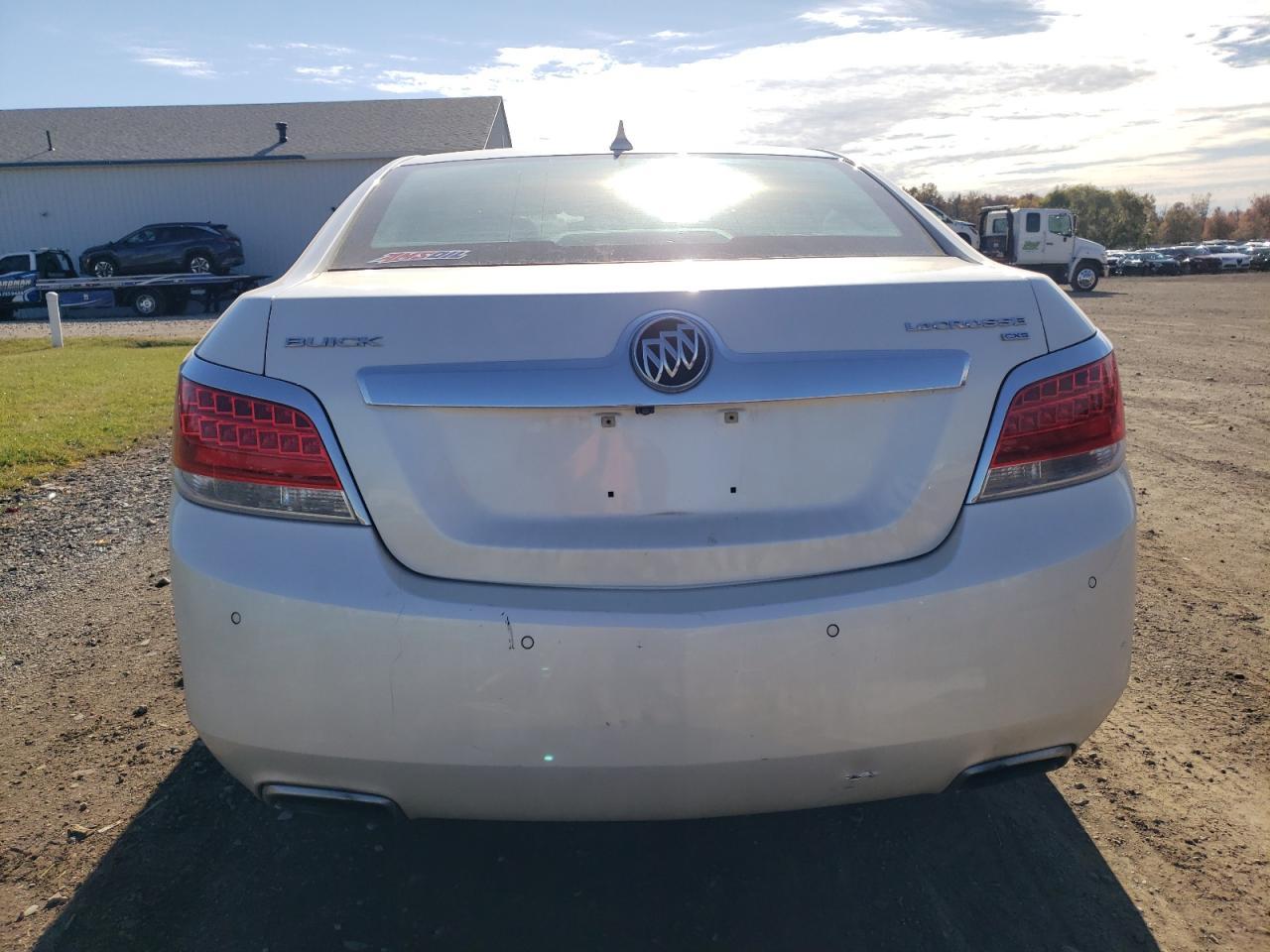 2011 Buick Lacrosse - Фото 5