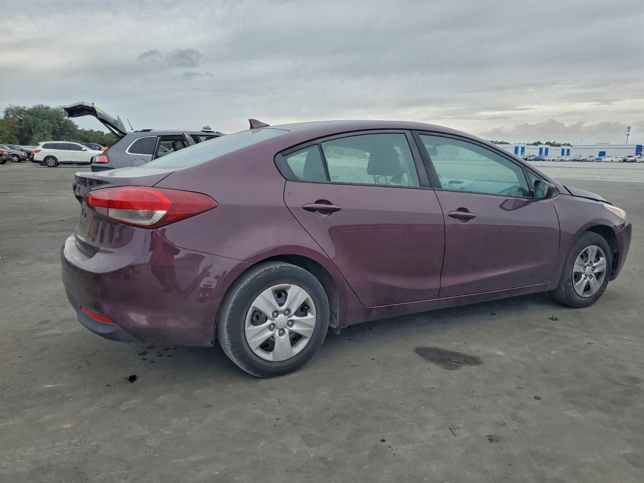 2017 Kia Forte Lx - Фото 3