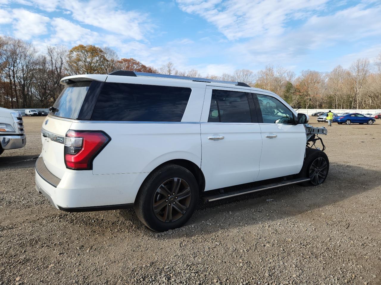 2021 Ford Expedition Max Limited - Image 3