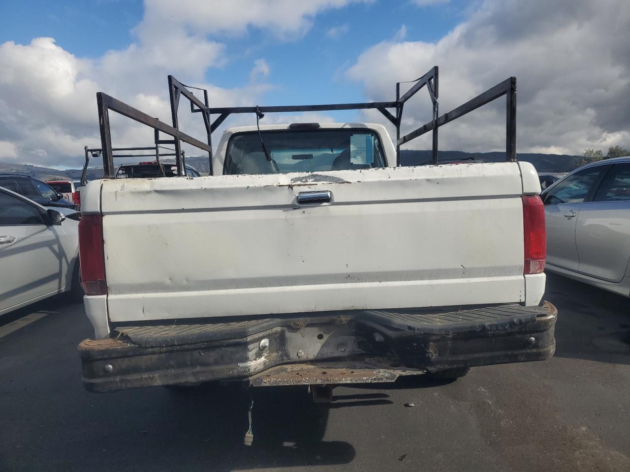 1997 Ford F350 - Фото 6