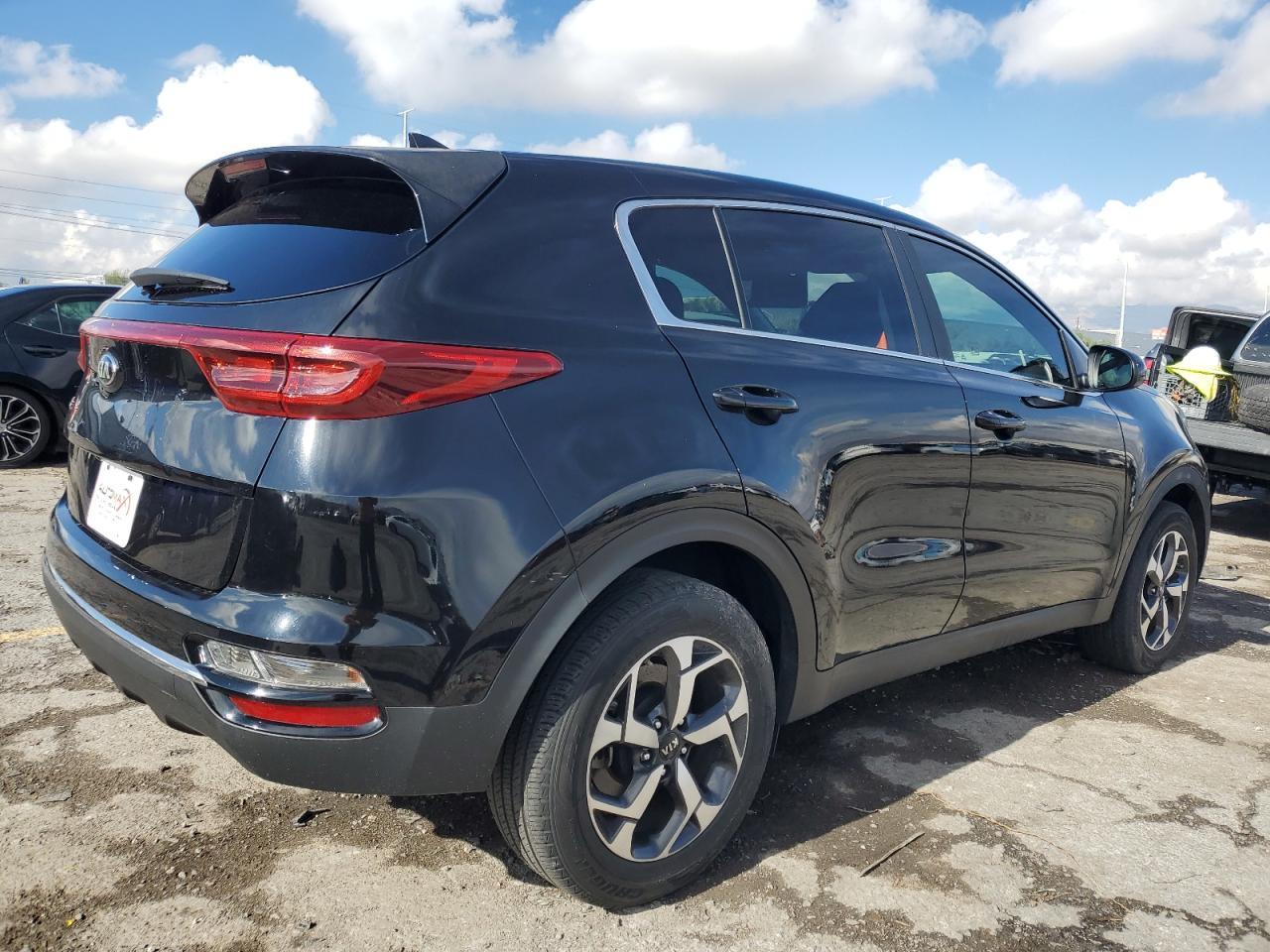 2020 Kia Sportage Lx - Фото 3