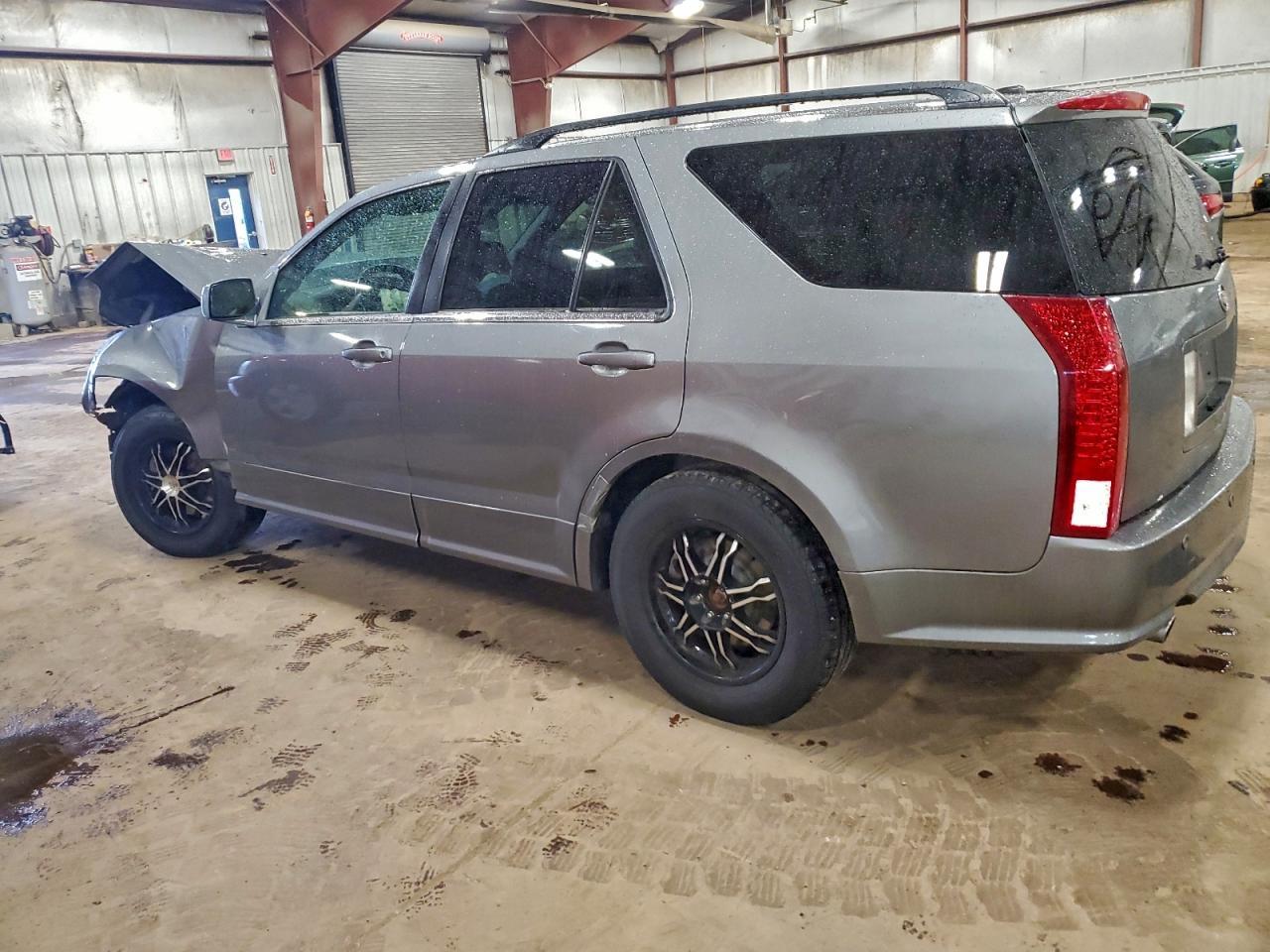 2006 Cadillac Srx - Image 2