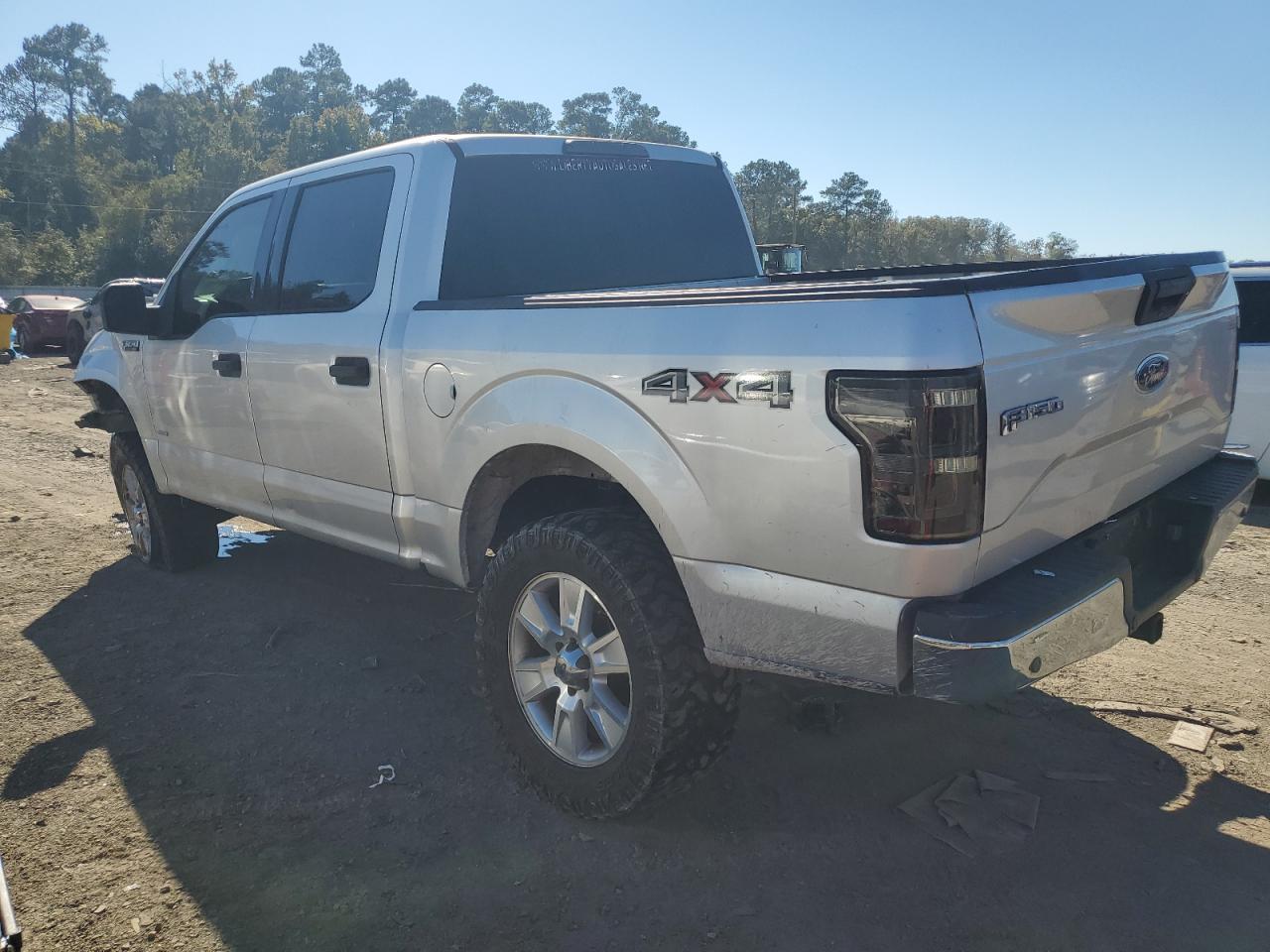 2016 Ford F150 Supercrew - Фото 2