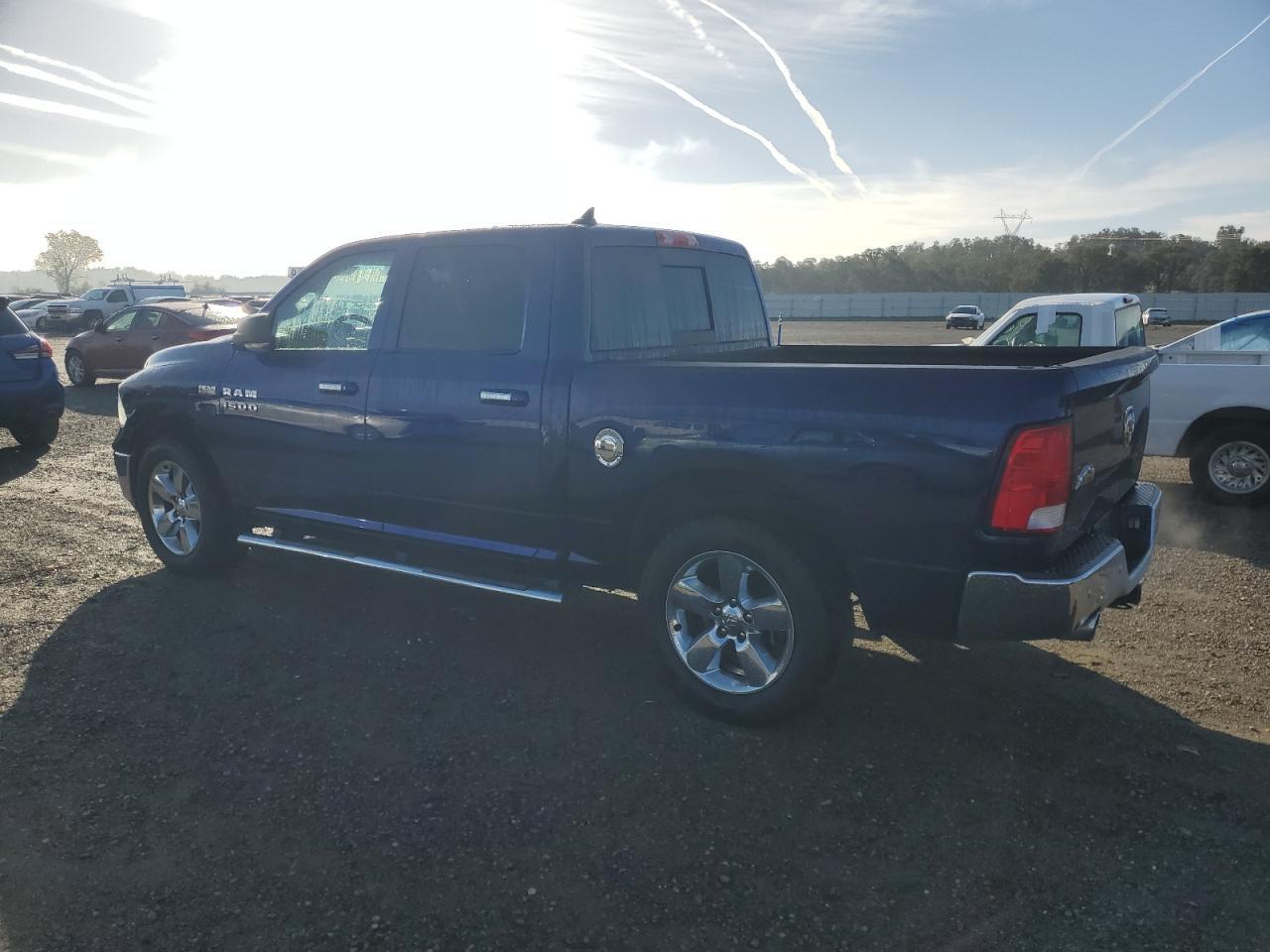 2018 Ram 1500 Slt - Фото 2