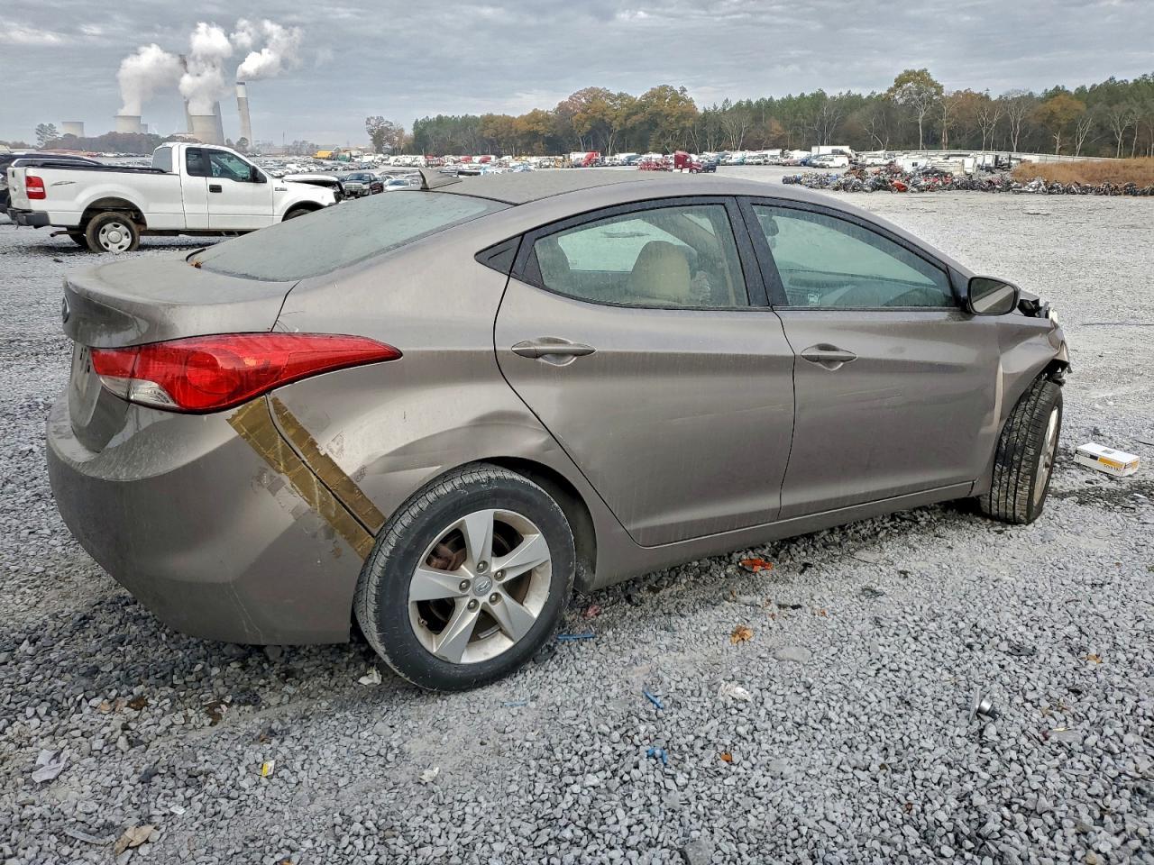 2013 Hyundai Elantra Gls - Image 3