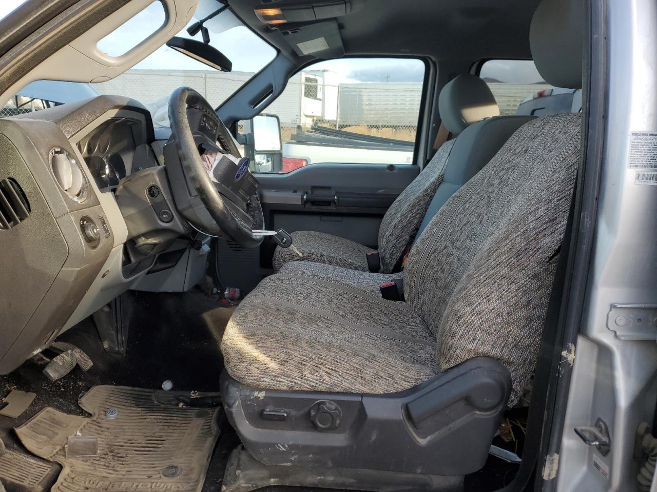 2015 Ford F350 Super Duty - Image 7