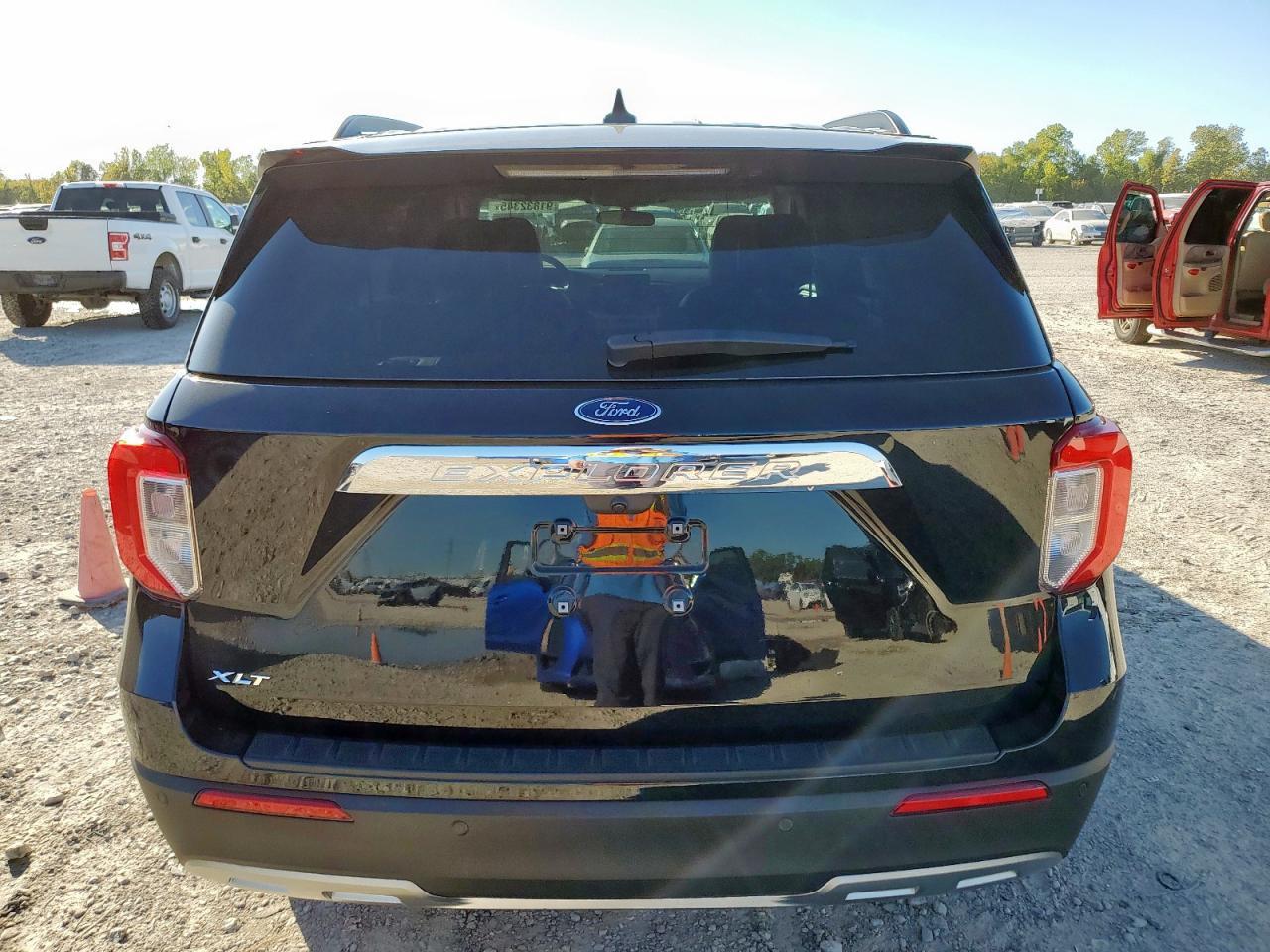 2024 Ford Explorer Xlt - Фото 6