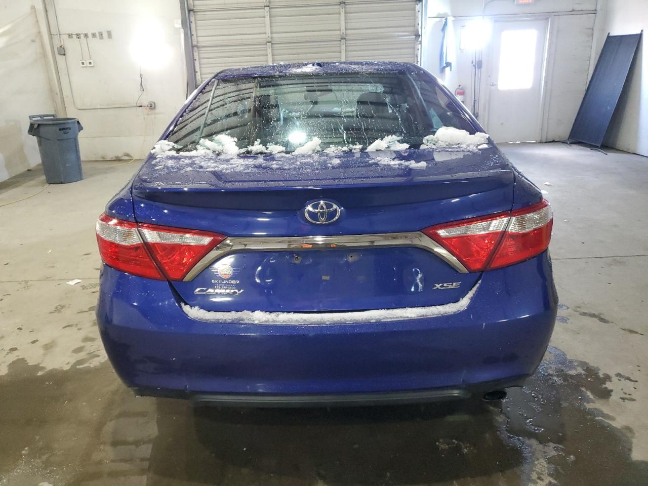 2015 Toyota Camry Le - Фото 6