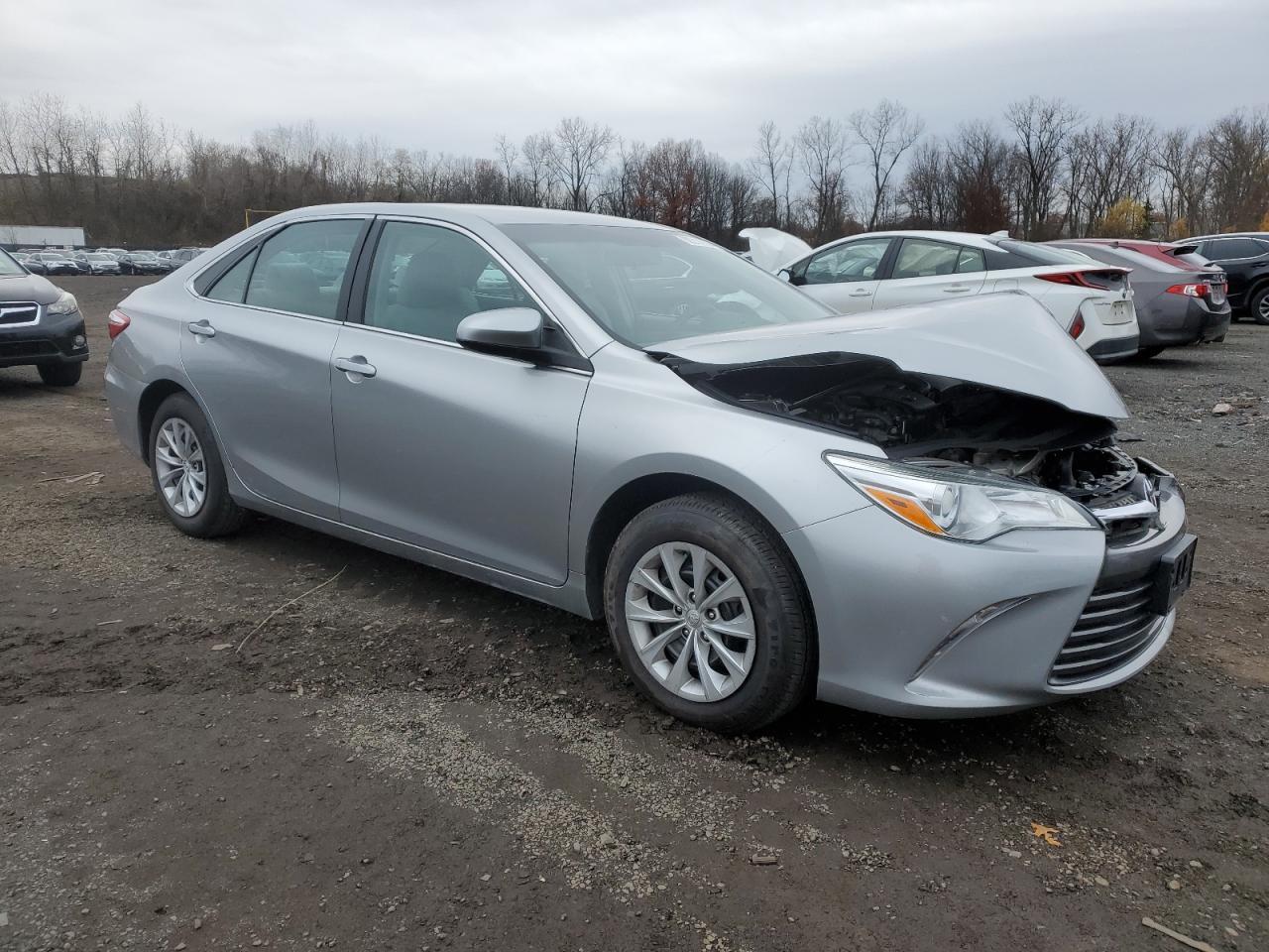 2015 Toyota Camry Le - Фото 4