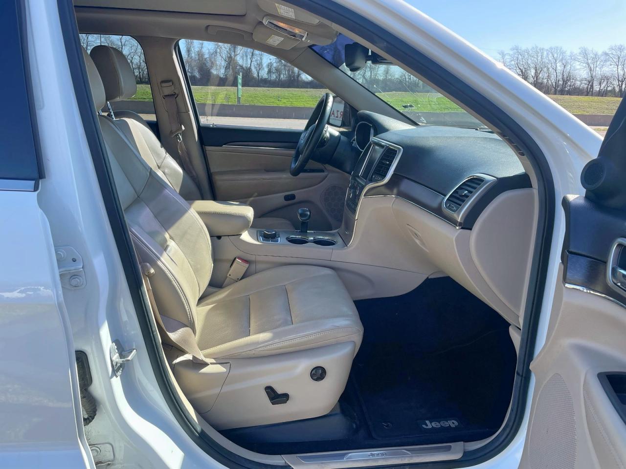 2014 Jeep Grand Cherokee Limited - Image 5