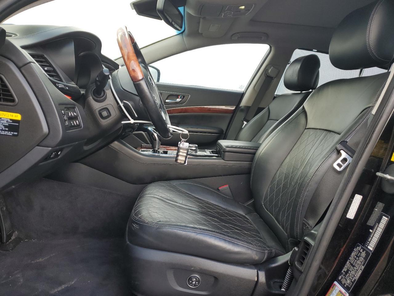 2016 Kia K900 - Image 7