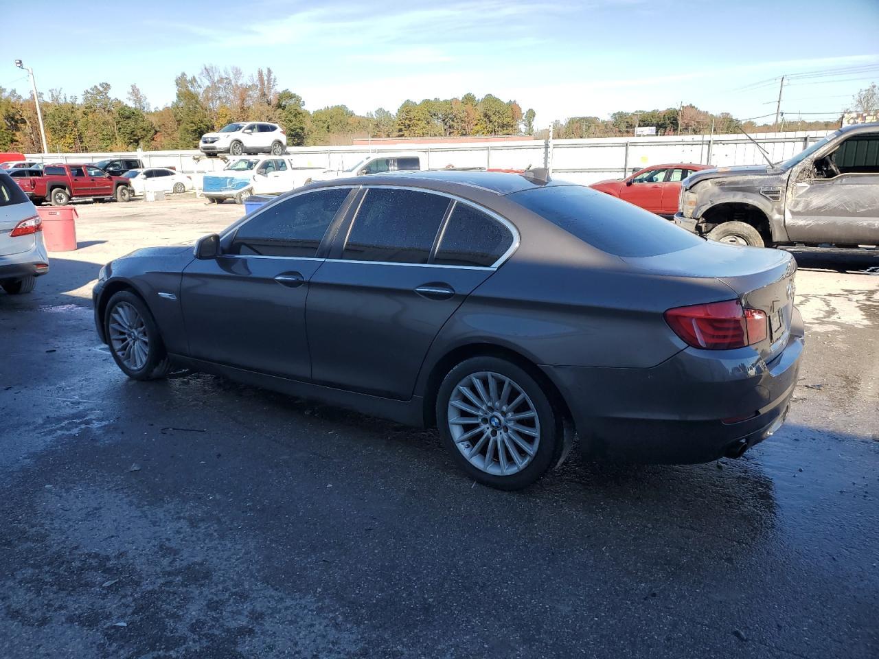2013 BMW 535 I - Фото 2