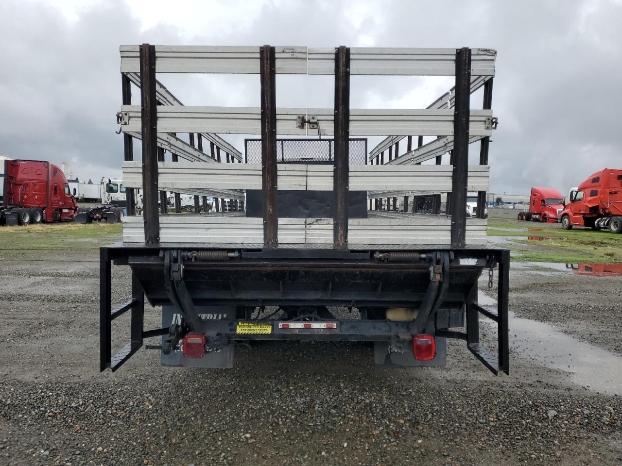 2010 Ford F650 Super Duty Flatbed Truck - Фото 6