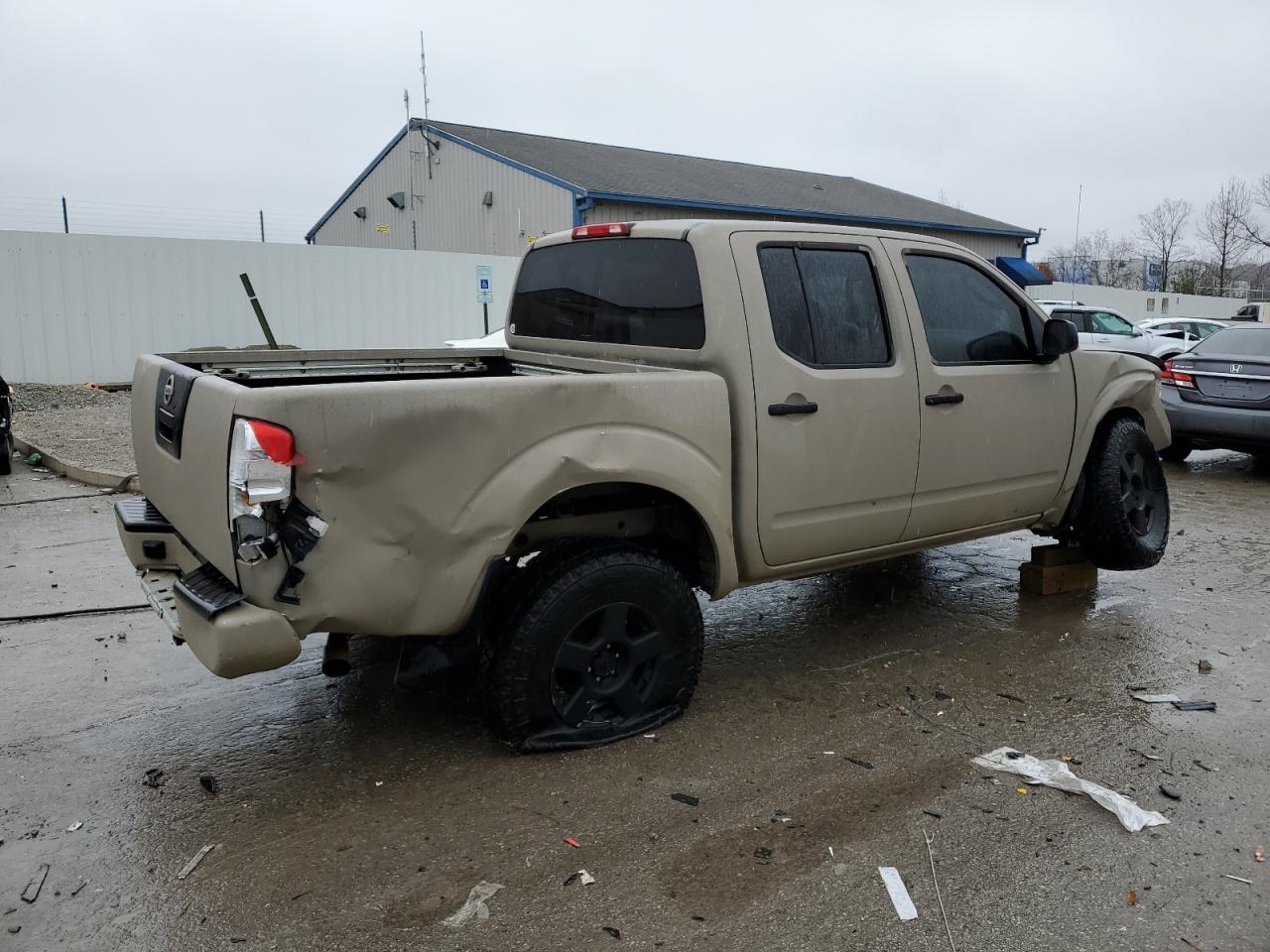 2005 Nissan Frontier Crew Cab Le - Фото 3