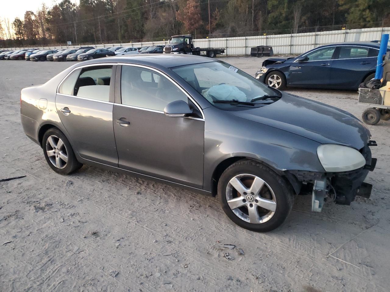 2009 Volkswagen Jetta Se - Image 4