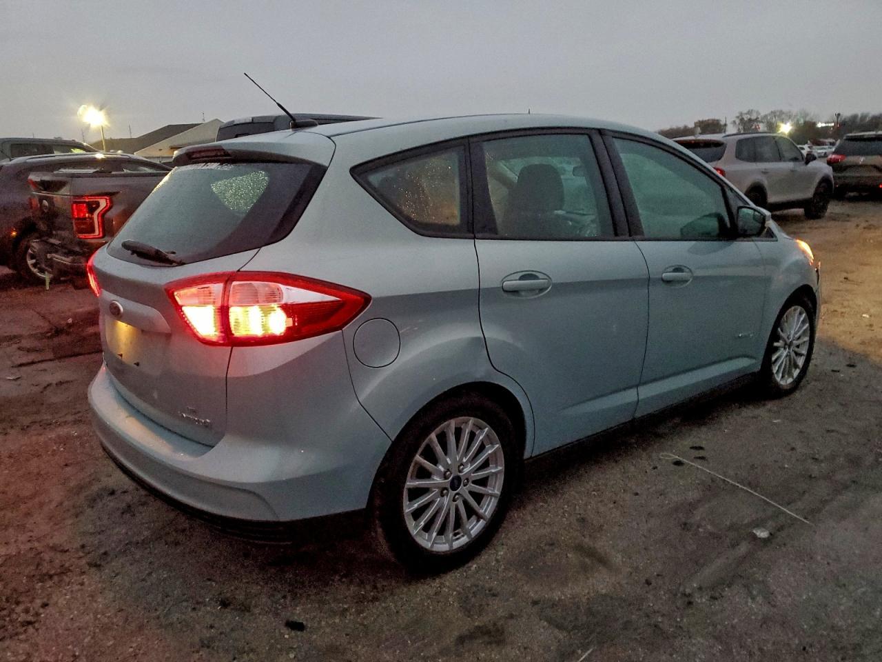 2014 Ford C-Max Se - Image 3