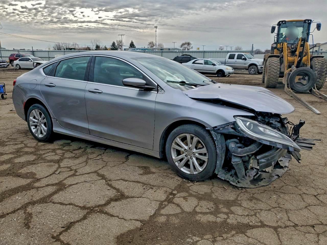 2015 Chrysler 200 Limited - Фото 4