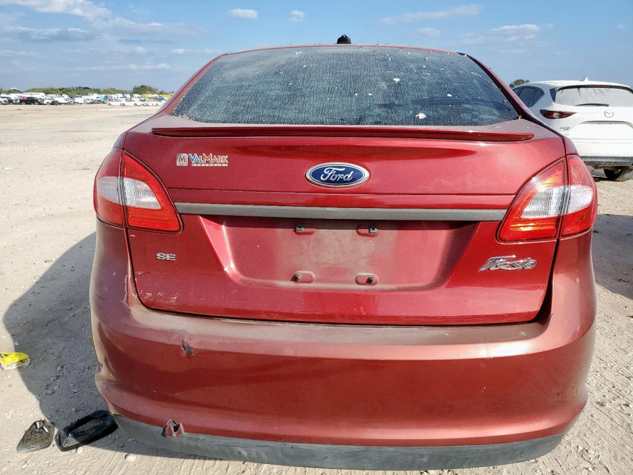 2013 Ford Fiesta Se - Image 6