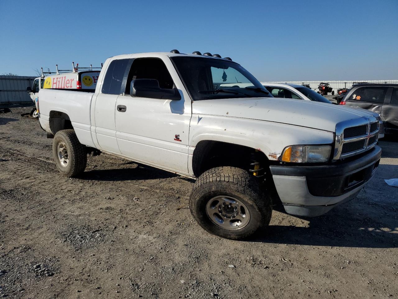2001 Dodge Ram 2500 - Фото 4