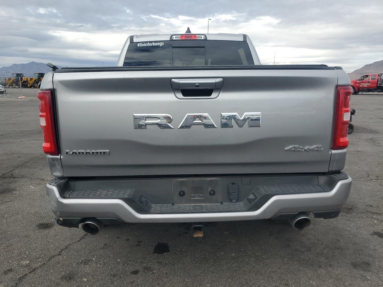 2025 Ram 1500 Laramie - Фото 6