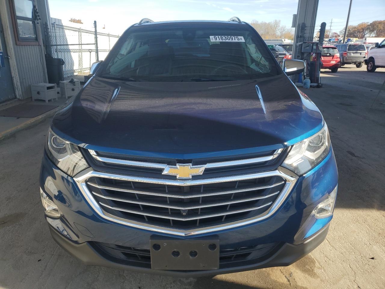 2020 Chevrolet Equinox Premier - Image 5