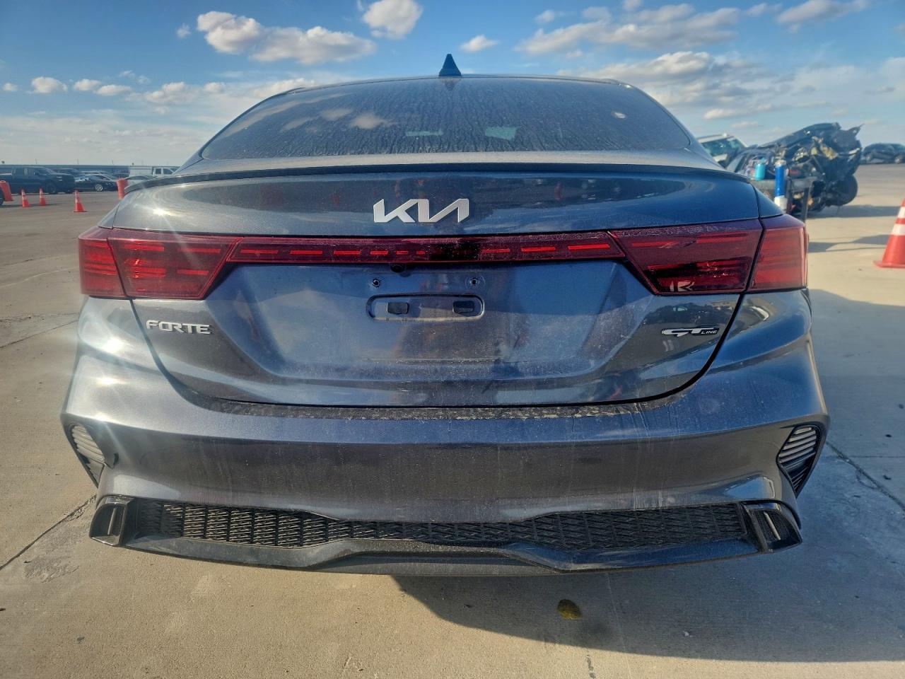 2023 Kia Forte Gt Line - Фото 6