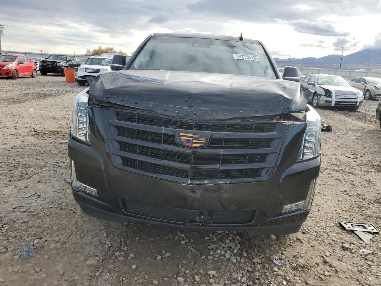 2017 Cadillac Escalade Esv Premium Luxury - Image 5