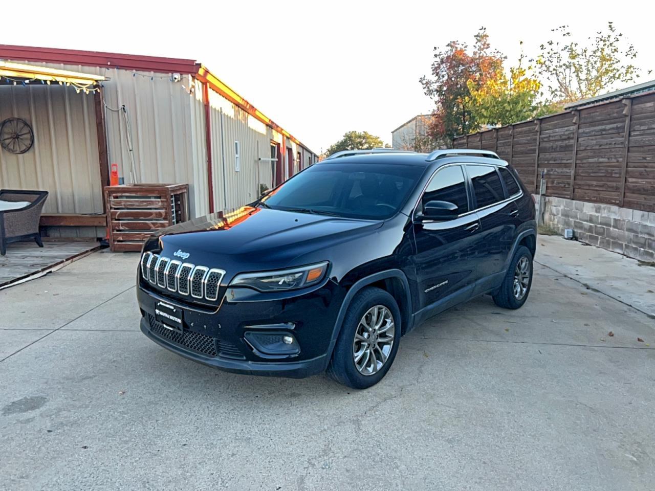 2019 Jeep Cherokee Latitude Plus - Фото 2