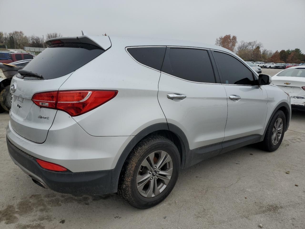 2015 Hyundai Santa Fe Sport - Image 3