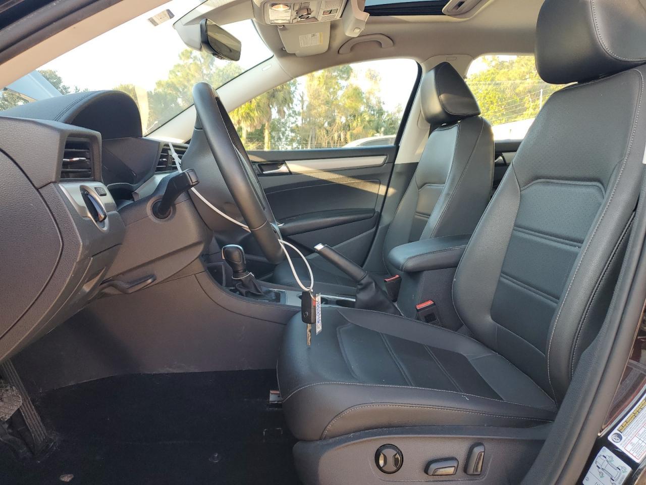 2021 Volkswagen Passat Se - Фото 7