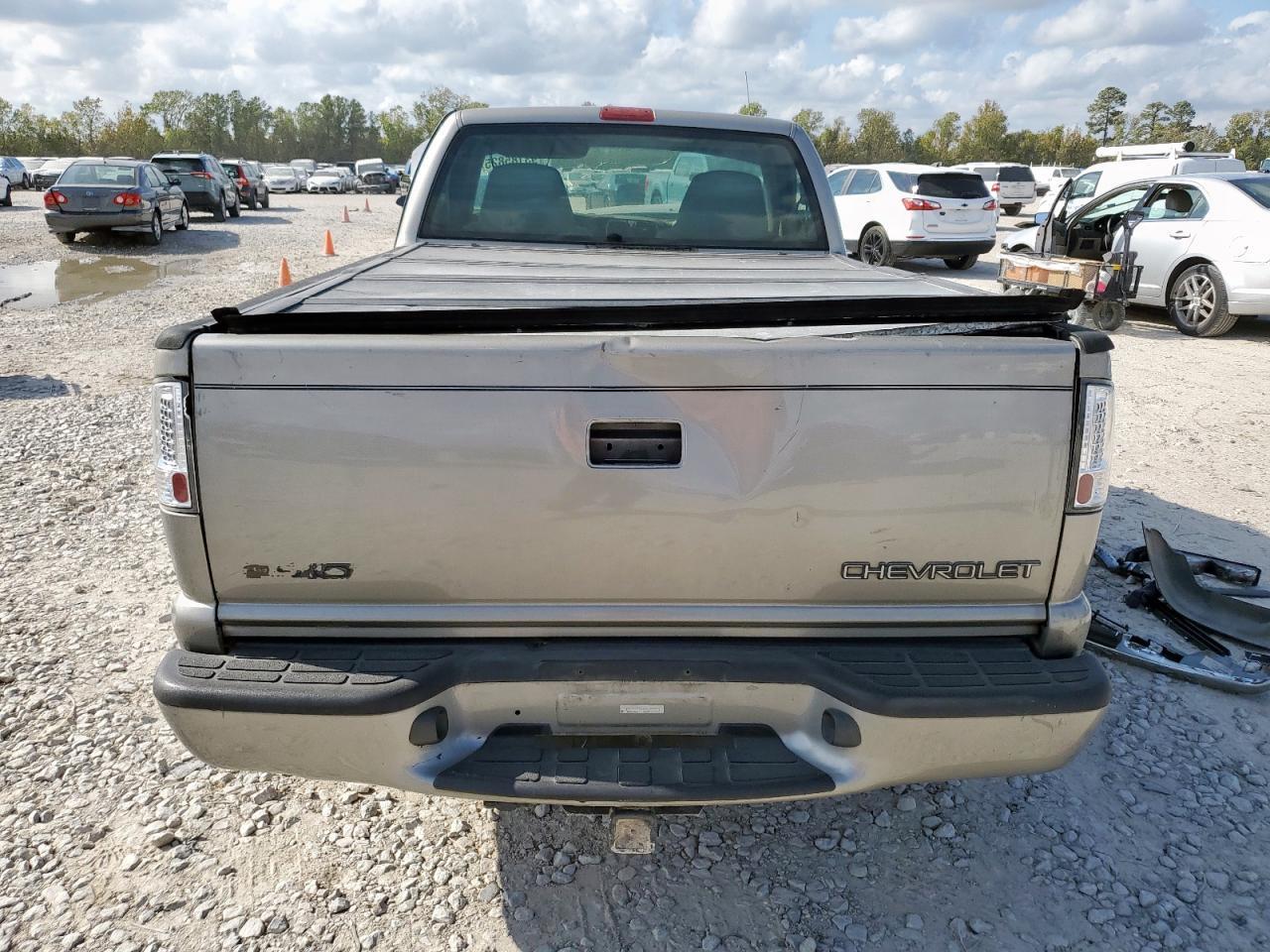 2003 Chevrolet S Truck S10 - Image 6