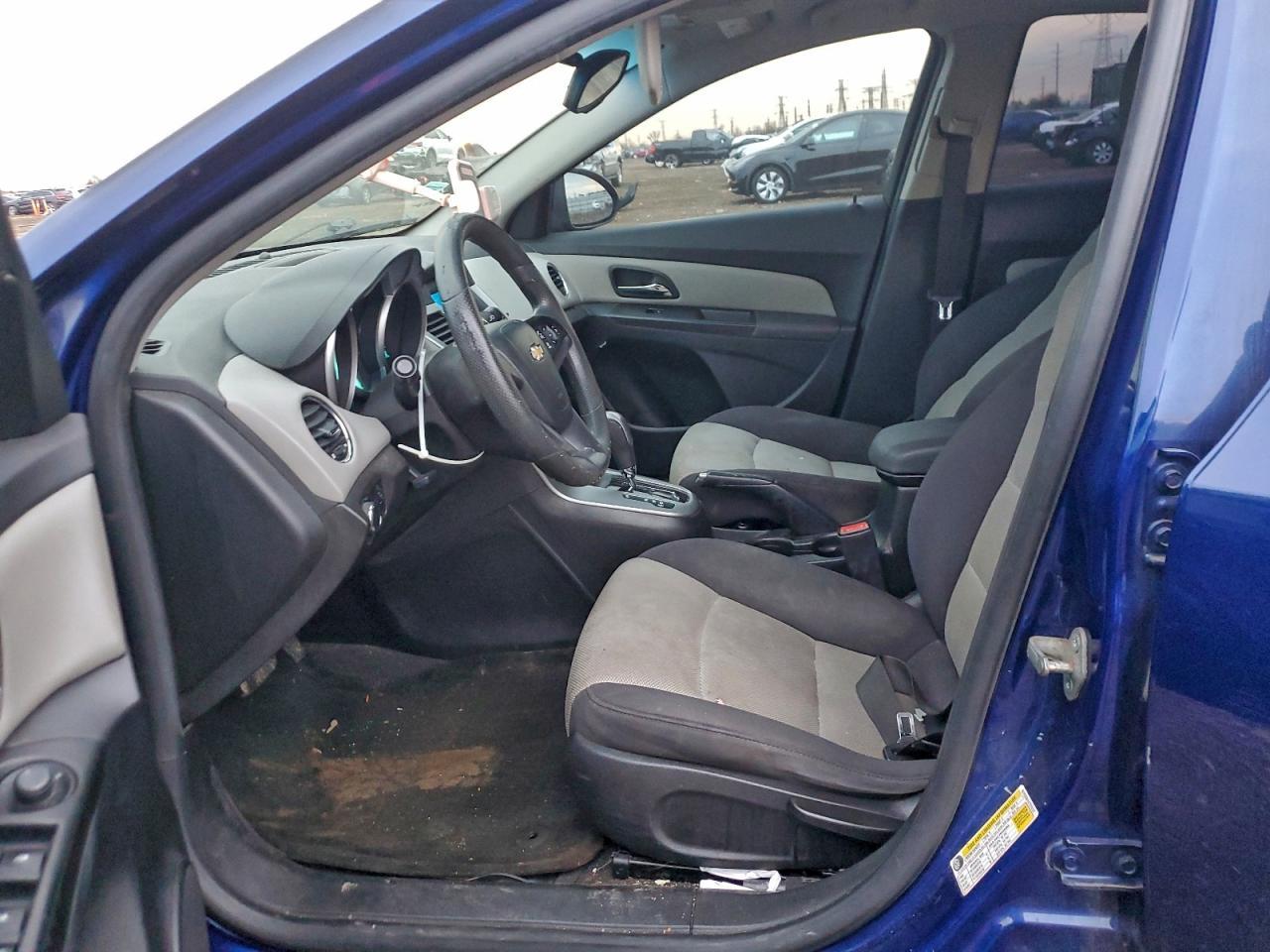 2012 Chevrolet Cruze Ls - Image 7